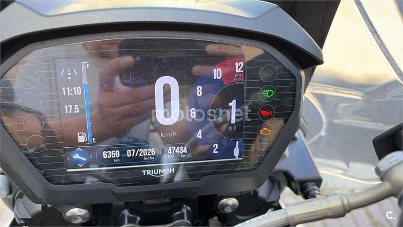 Triumph Tiger 800 XR – Vista 1