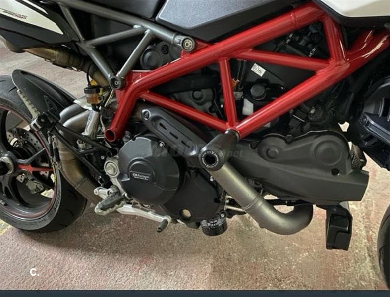 Ducati Hypermotard – Vista 2