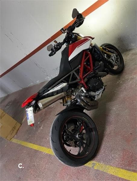 Ducati Hypermotard – Vista 6