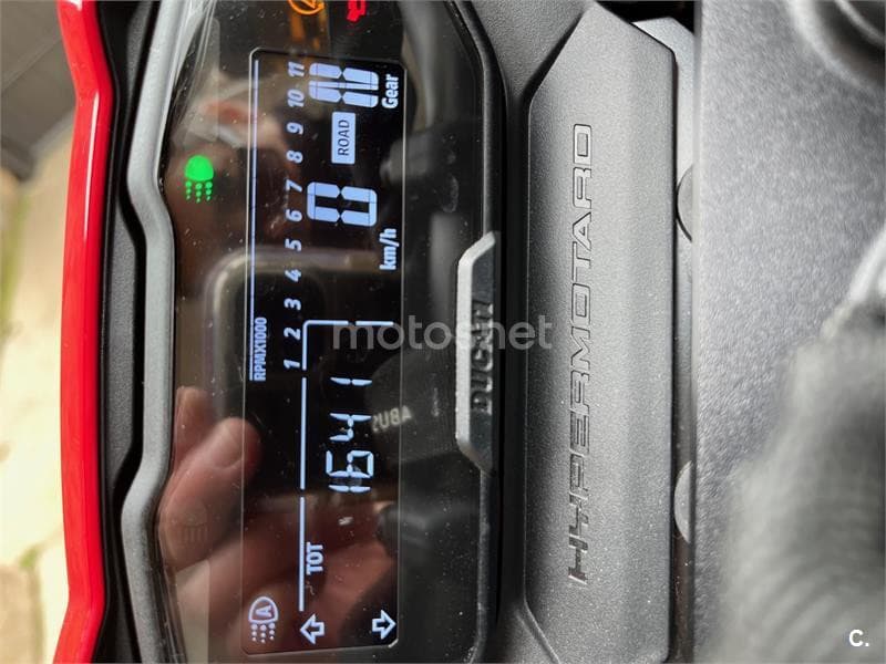 Ducati Hypermotard 698 Mono – Vista 7