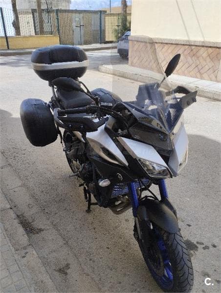 Yamaha MT 09 – Vista 1