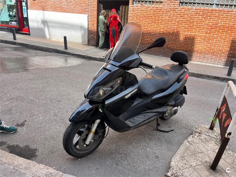 Piaggio X7 125 – Vista 2