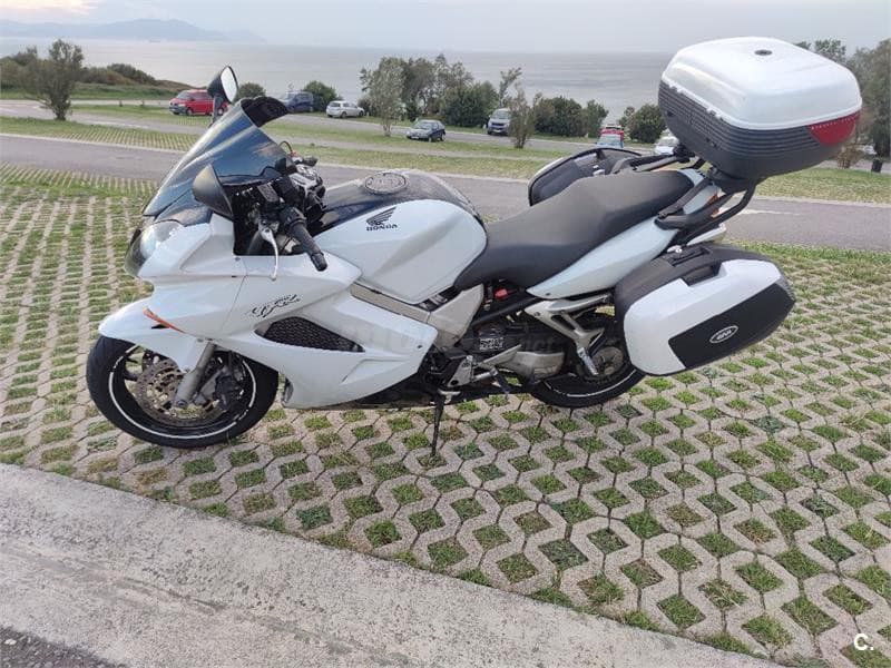 Honda VF 750 C Magna 2900 € 2005 Bizkaia - 1