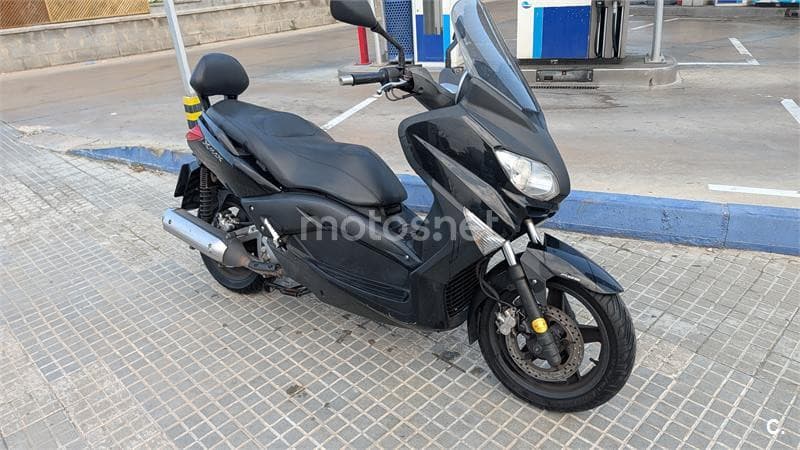 Yamaha XMAX 250 – Vista 3