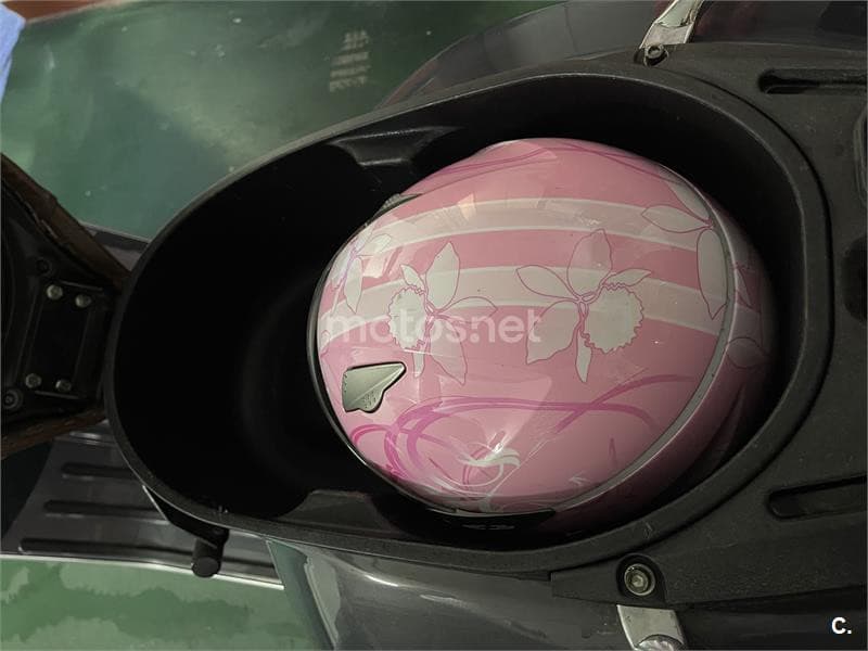 Vespa GTV 250 ie – Vista 2