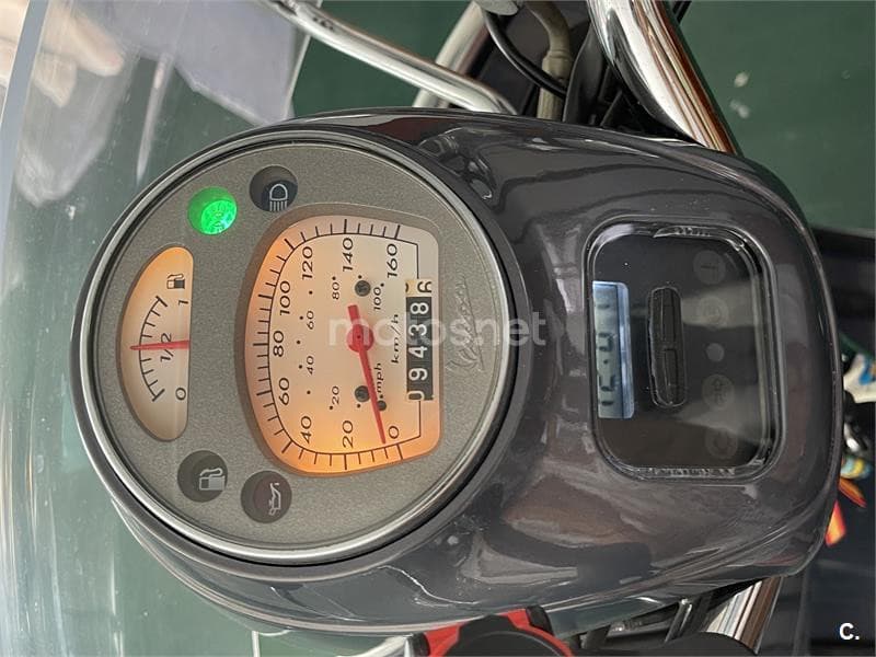 Vespa GTV 250 ie – Vista 8