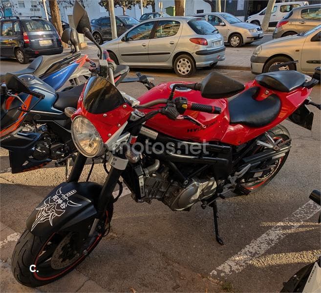 Hyosung GT 650i – Vista 3