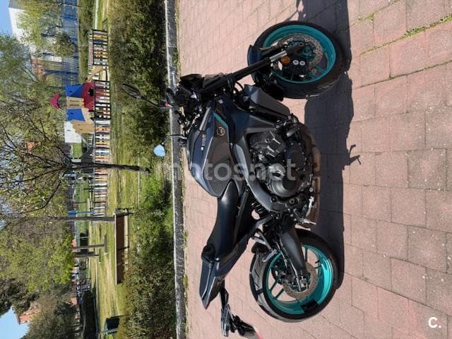 Yamaha MT 09 – Vista 2