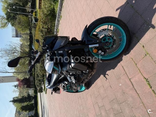 Yamaha MT 09 – Vista 3