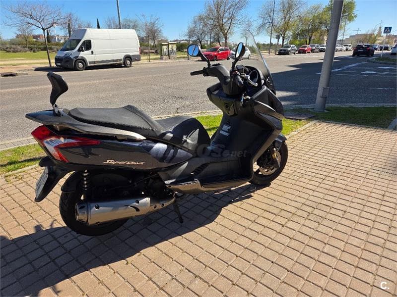 Kymco Super Dink 125i – Vista 3