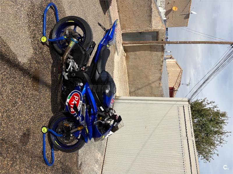 Yamaha YZF R6R – Vista 3