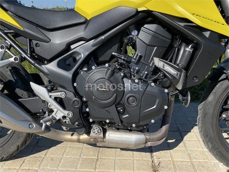 Honda CB 750 Hornet – Vista 17