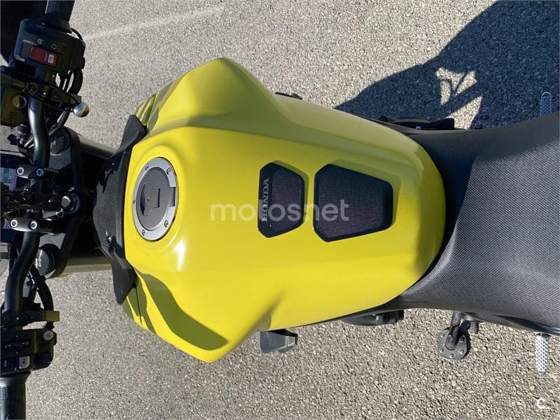 Honda CB 750 Hornet – Vista 10