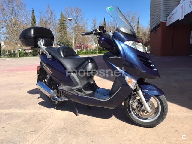 Kymco Grand Dink 125 – Vista 10