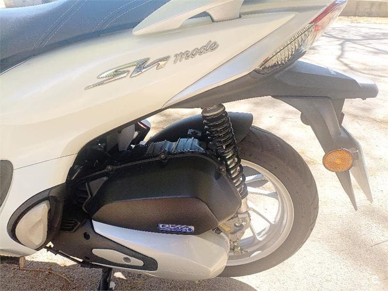 Honda SH Mode 125 – Vista 4