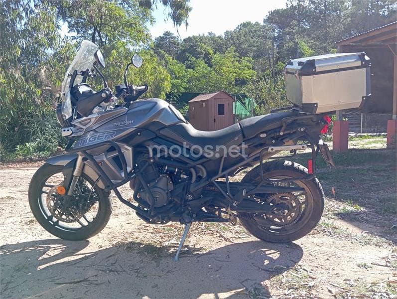 Triumph Tiger 800 XRT – Vista 1