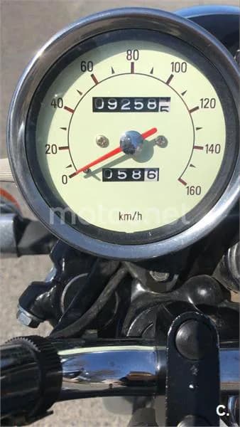 Yamaha SR 250 Classic – Vista 1