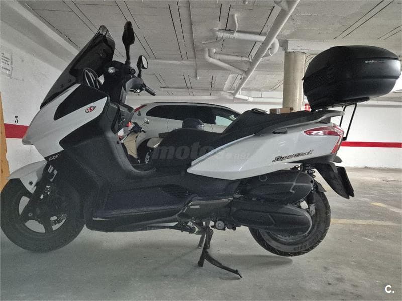 Kymco Super Dink 125i – Vista 3