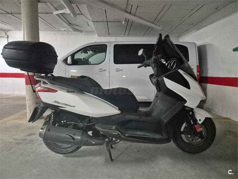 Kymco Super Dink 125i – Vista 4