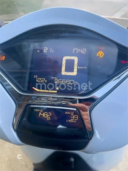 Honda SH 350i – Vista 10