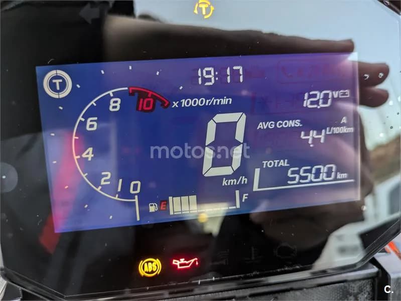 Honda ADV 350 – Vista 3