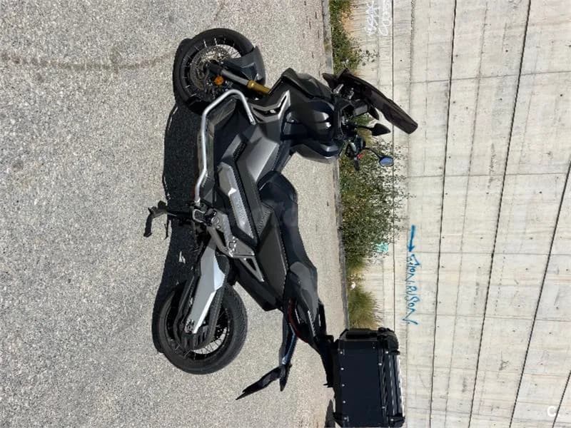 Honda X-ADV – Vista 4