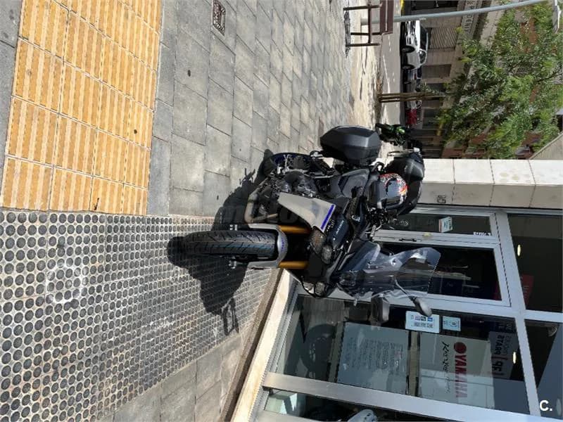 Yamaha Tracer 9 – Vista 1