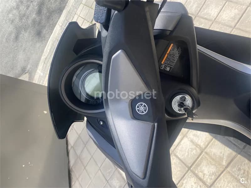 Yamaha NMAX – Vista 3