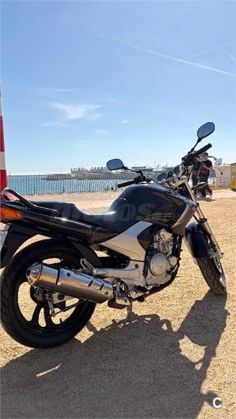 Yamaha YBR 250 – Vista 2