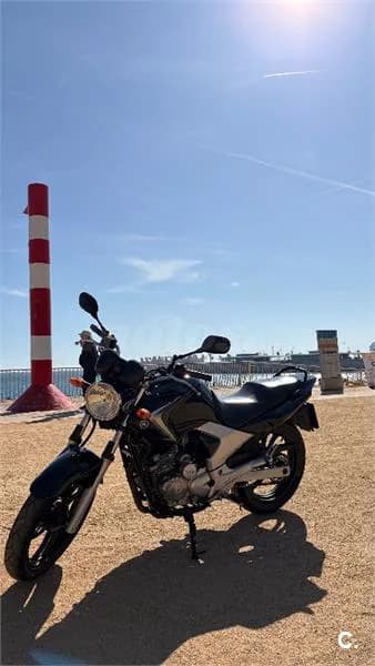 Yamaha YBR 250 – Vista 6