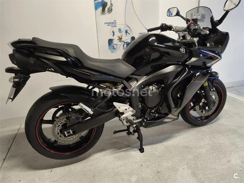 Yamaha FZ6 S S2 – Vista 1