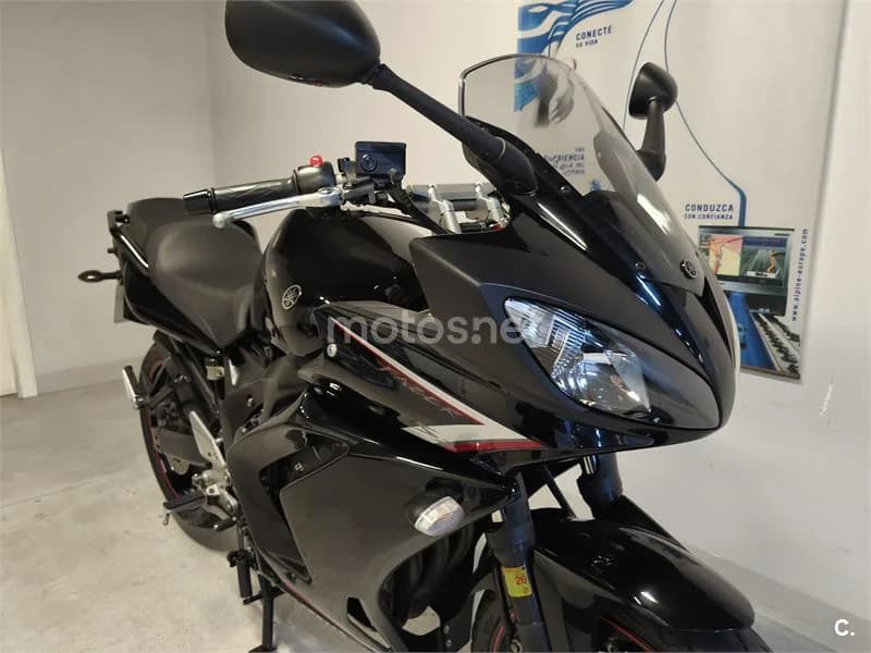 Yamaha FZ6 S S2 – Vista 13