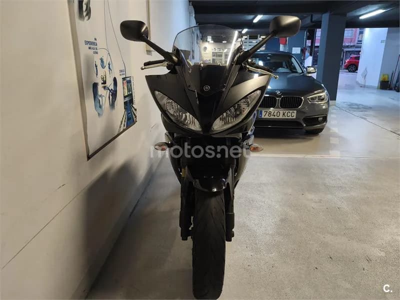 Yamaha FZ6 S S2 – Vista 8