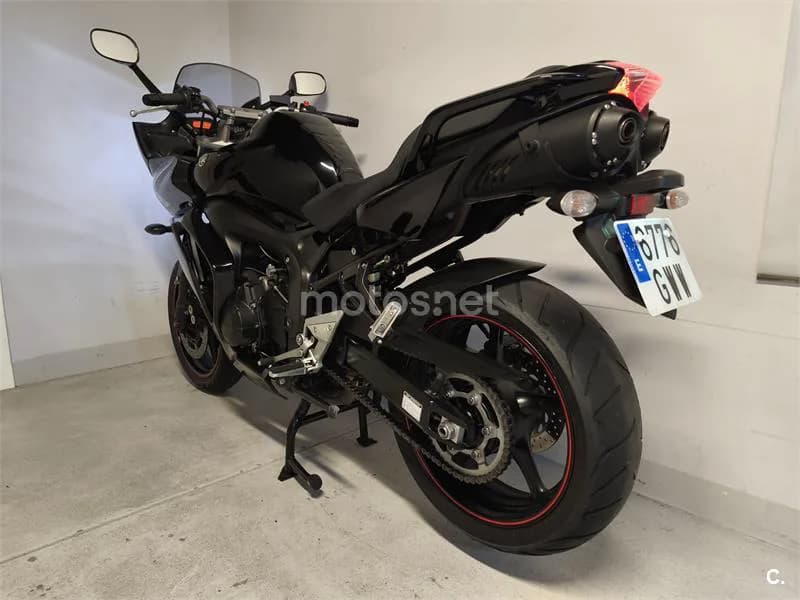 Yamaha FZ6 S S2 – Vista 10