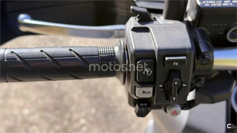 Honda ADV 350 – Vista 12