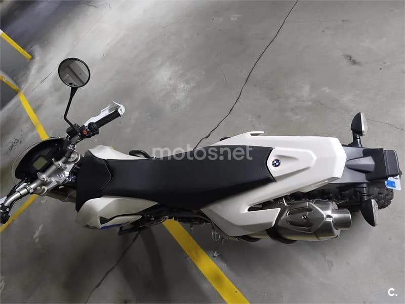 BMW G 650 XChallenge – Vista 10