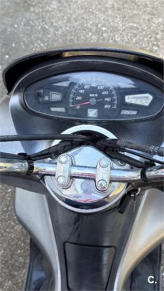 Honda PCX 125 – Vista 5