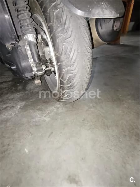 Piaggio MP3 – Vista 5