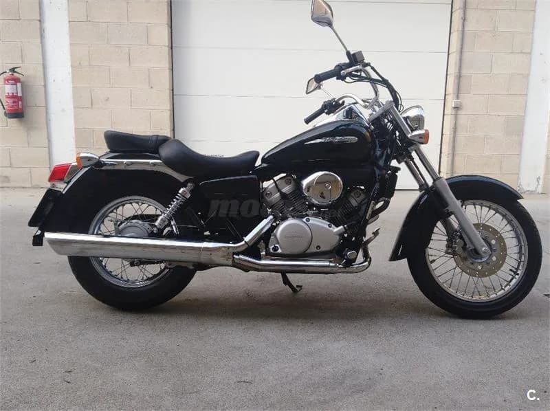 Honda Shadow VT 125 C – Vista 1