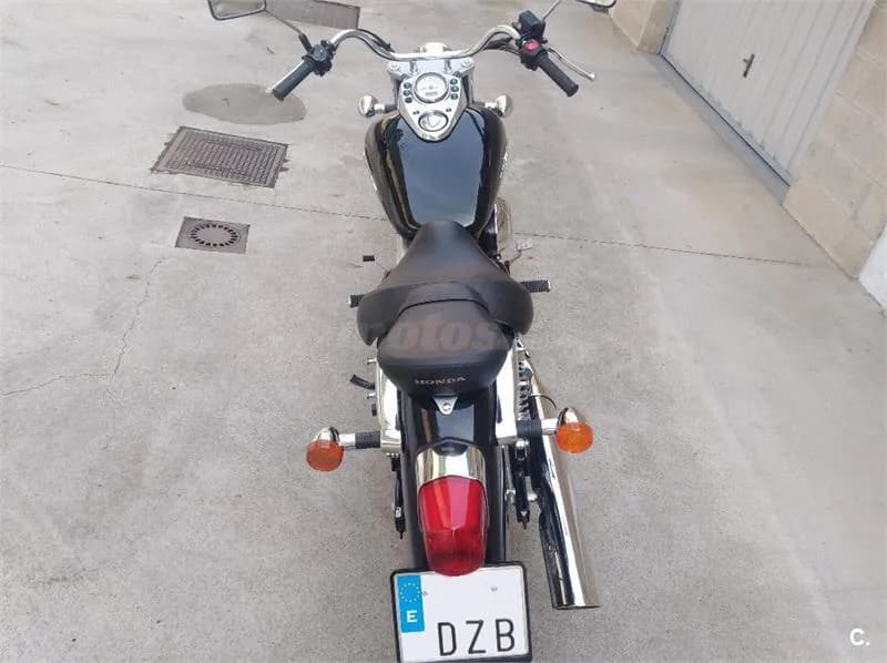 Honda Shadow VT 125 C – Vista 4