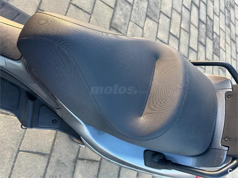 Piaggio X8 STREET 250 – Vista 6