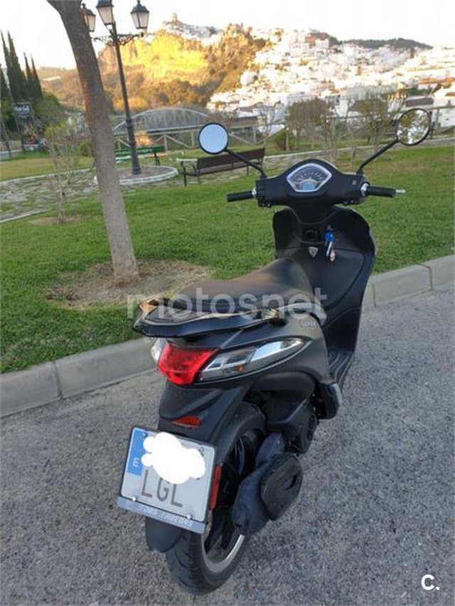 Piaggio LIBERTY 2000 € 2020 Cádiz - 3