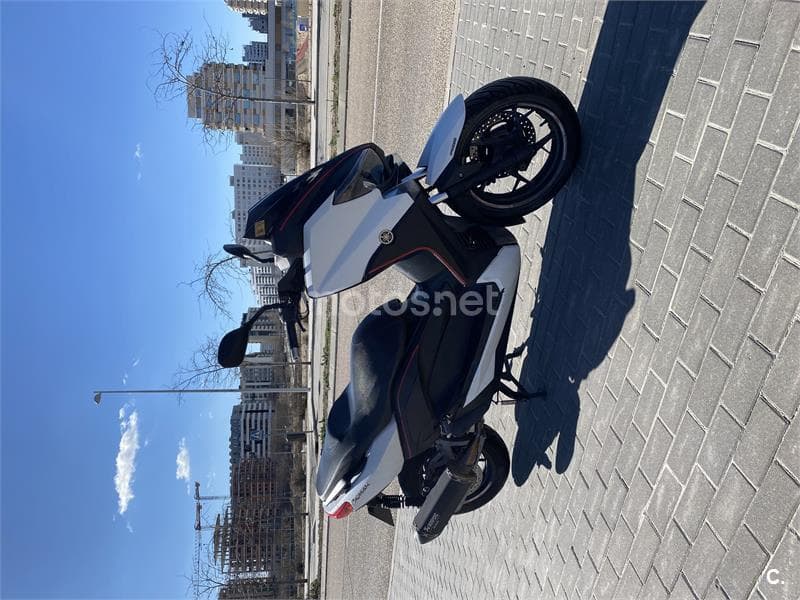 Yamaha X MAX 125 – Vista 1