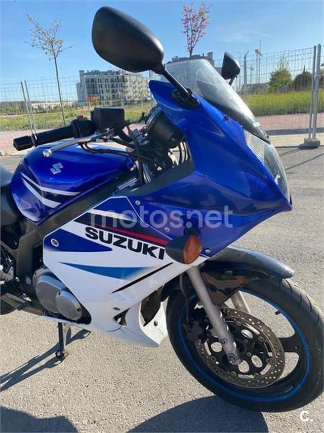 Suzuki GS 500F – Vista 11