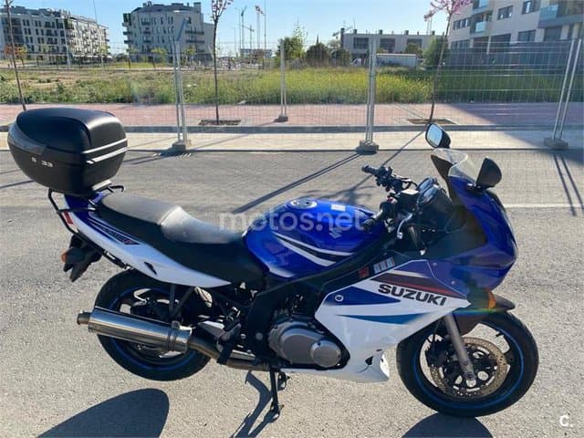 Suzuki GS 500F – Vista 12