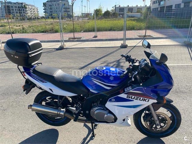 Suzuki GS 500F – Vista 13