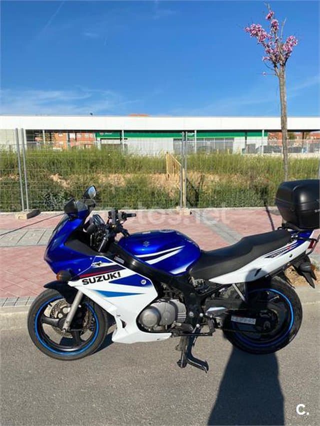 Suzuki GS 500F – Vista 14