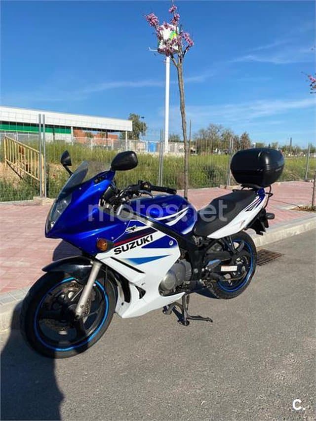 Suzuki GS 500F – Vista 15