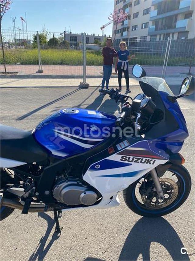 Suzuki GS 500F – Vista 4