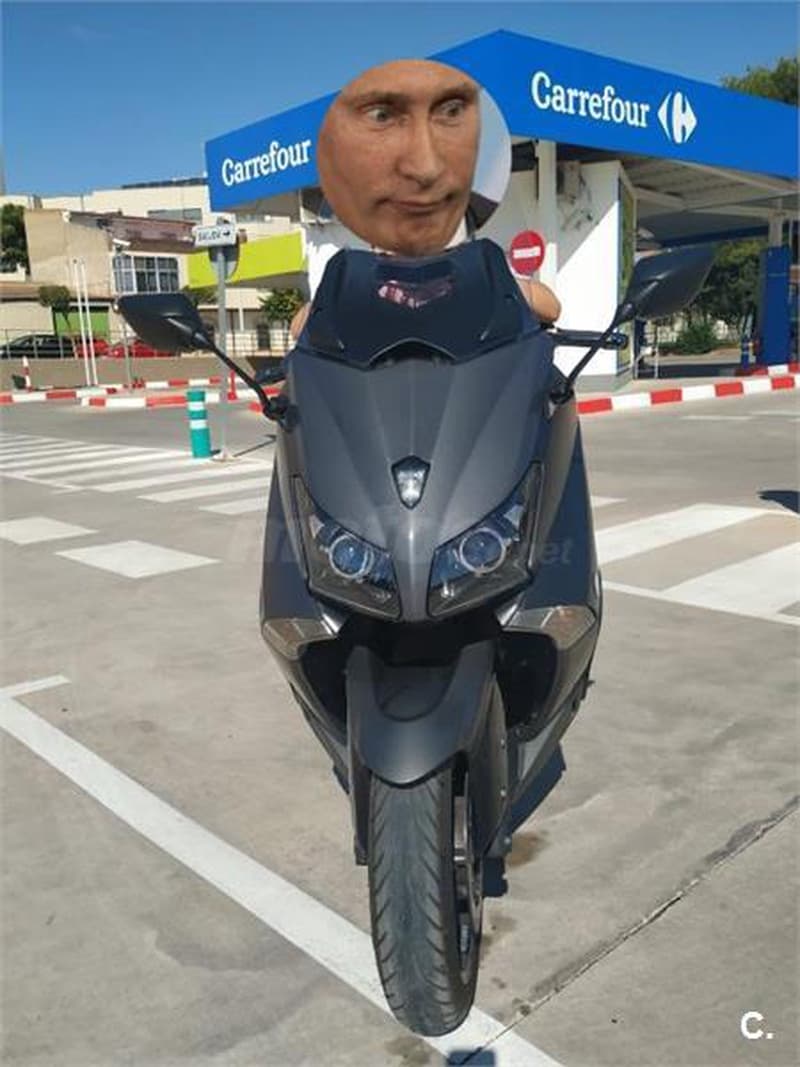 Yamaha TMAX 530 – Vista 3